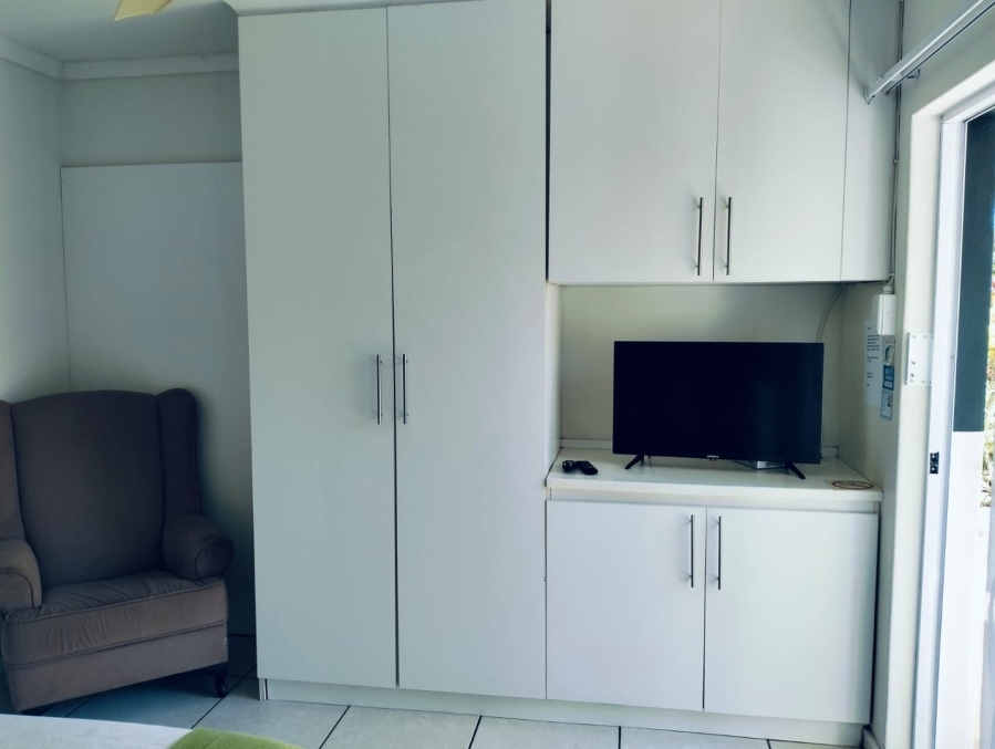 7 Bedroom Property for Sale in Berea Eastern Cape